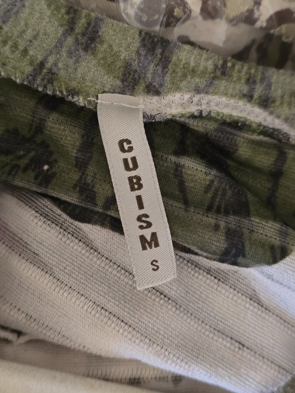 Cubism Multicolor Long Sleeve Blouse Top - Size Small - Picture 7 of 17